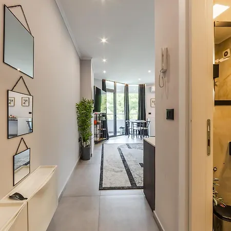 Hill Side 5 By Ps Appartement